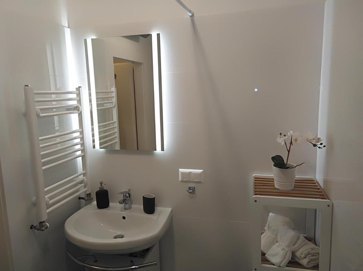 Anastasia-Apartment & Garage Viyana Dış mekan fotoğraf